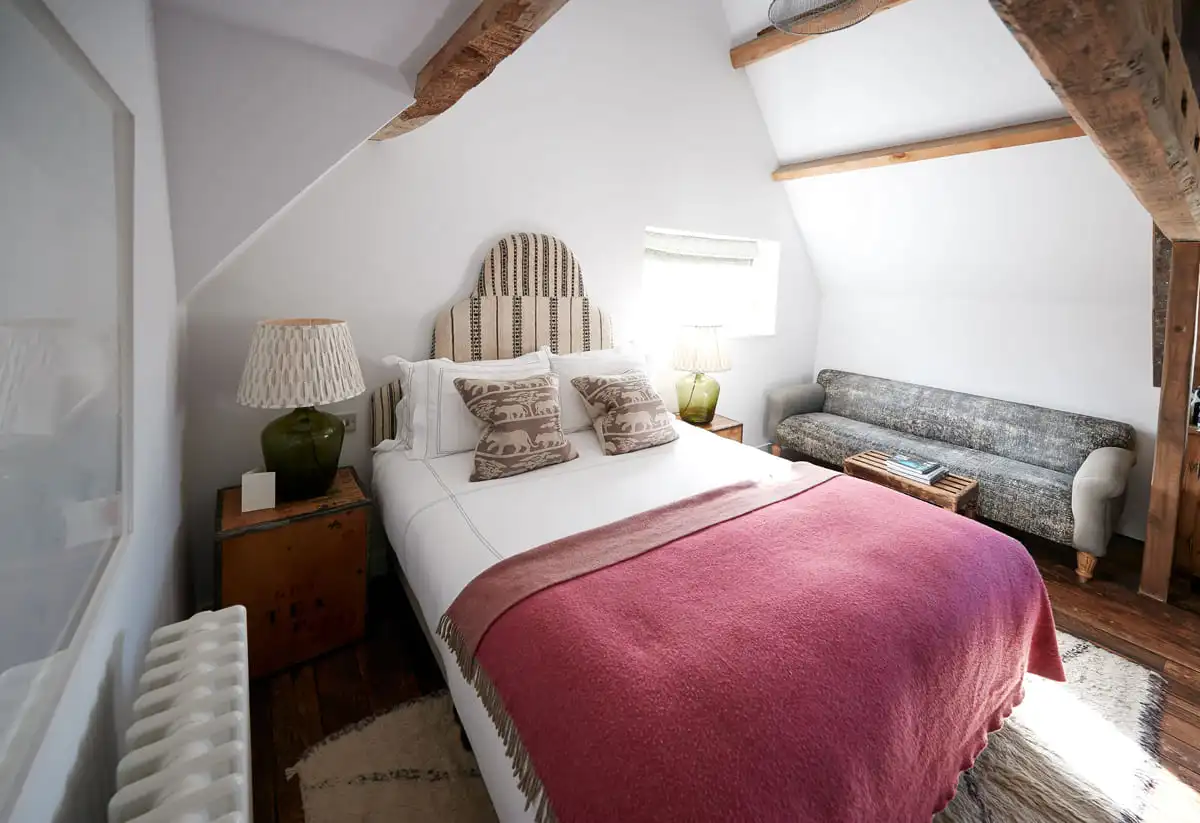 chambre-damis-guestroom.webp